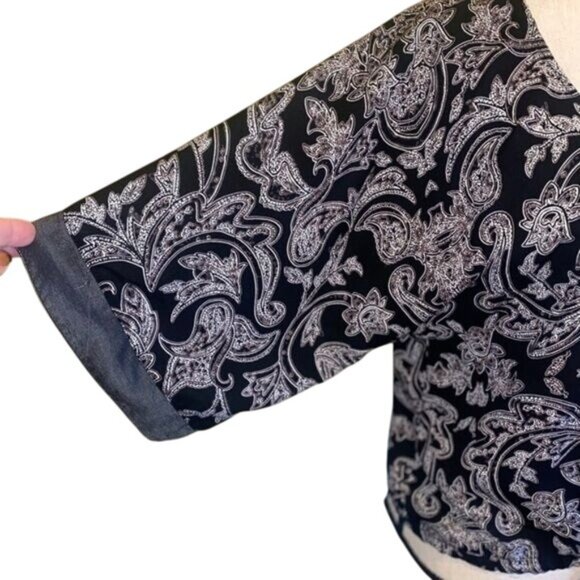 Daytrip Womens Paisley Black Zip Front Drawstring Blouse Size S Relaxed Fit - Picture 5 of 7